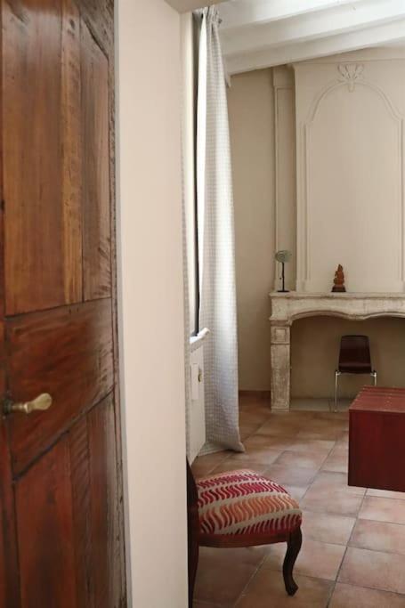 Apartament Uzes Centre Quartiers Des Arts Charme De L'Ancien Zewnętrze zdjęcie