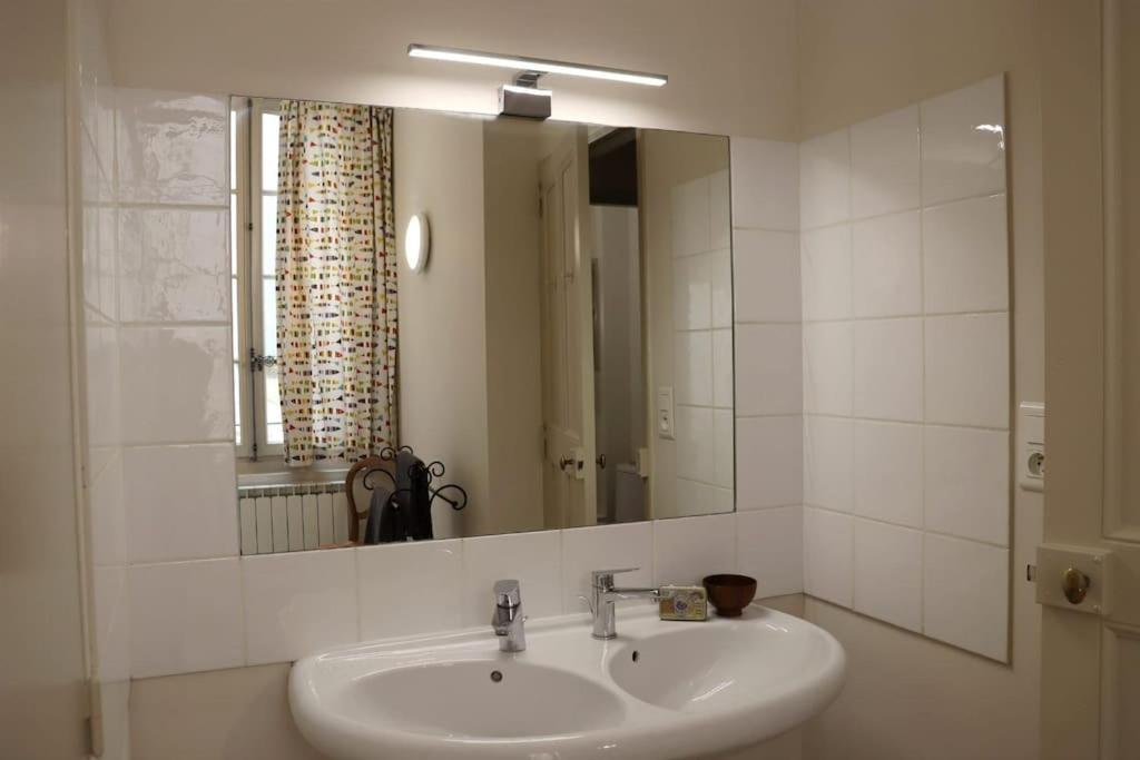 Apartament Uzes Centre Quartiers Des Arts Charme De L'Ancien Zewnętrze zdjęcie